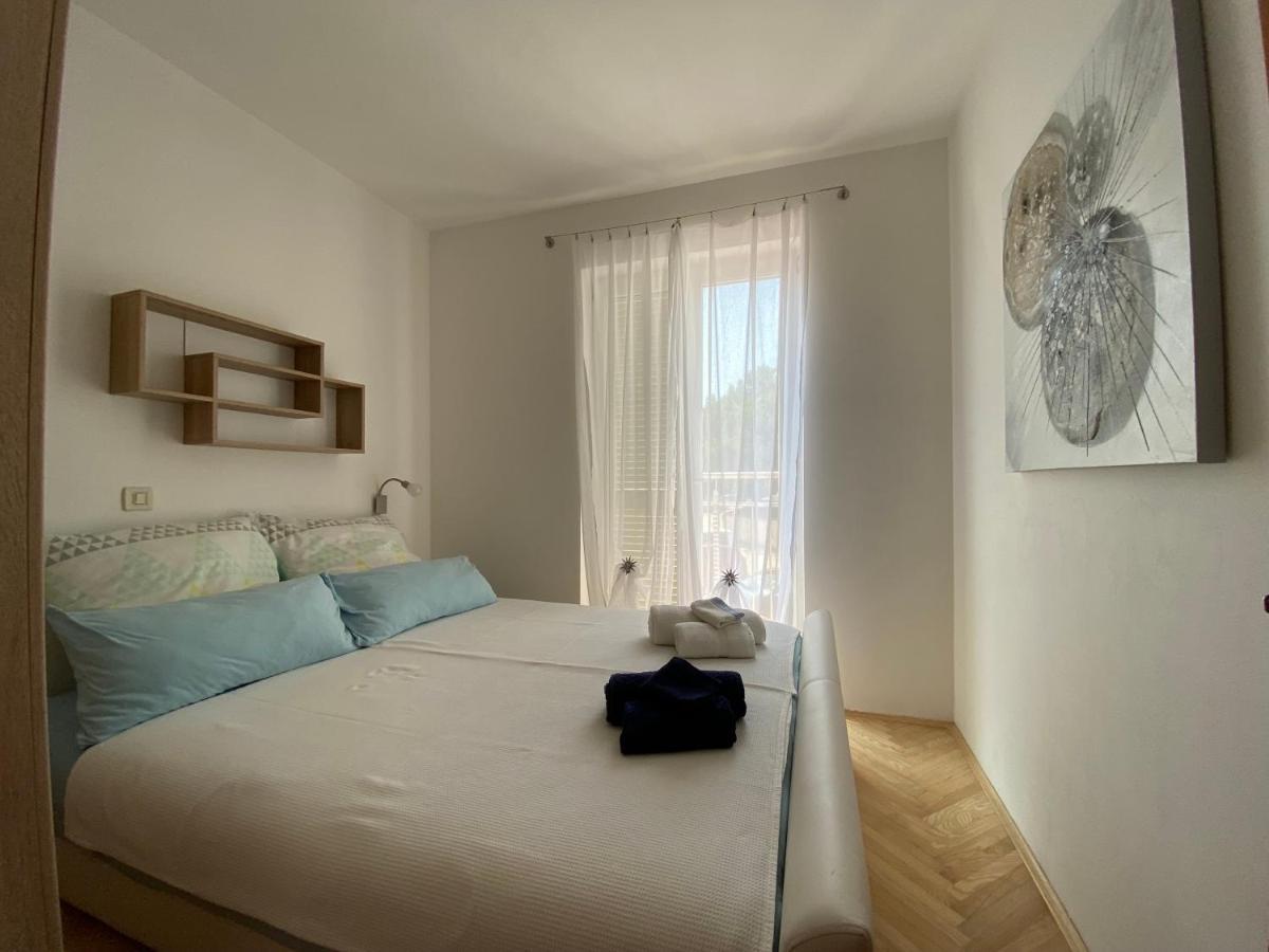 Molnar Apartment Premantura Exterior photo